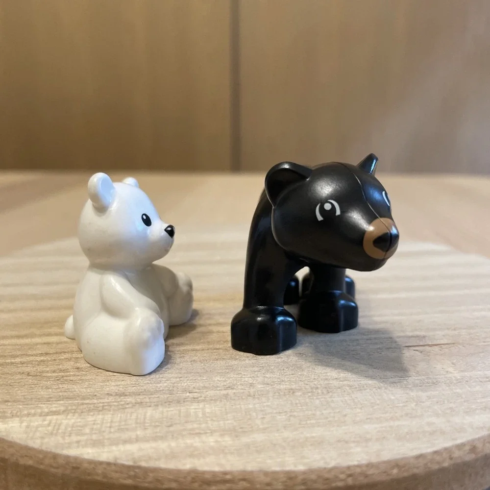 LEGO DUPLO Bear Lot of 2 Black Bear Cub & White Sitting Bear Animal Figures